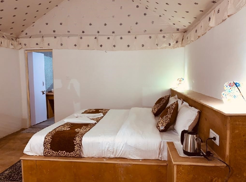 Shrinath Desert Camp   Safari Camp In Jaisalmer | Royal AC Swiss Tent